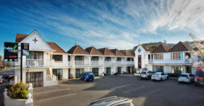 Отель Cable Court Motel  Дьюндин